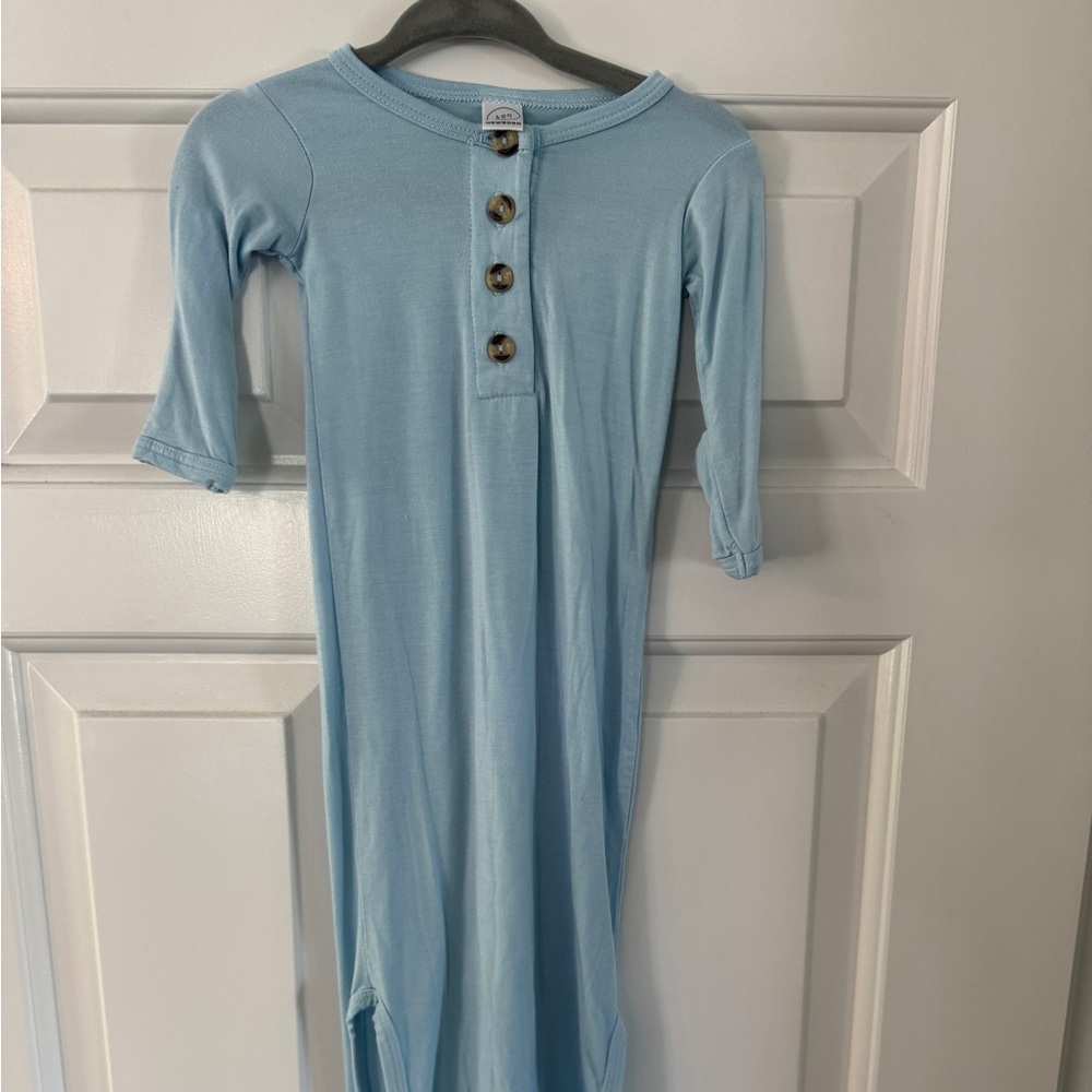 Lou Lou & Company Soft Blue Newborn Outfit